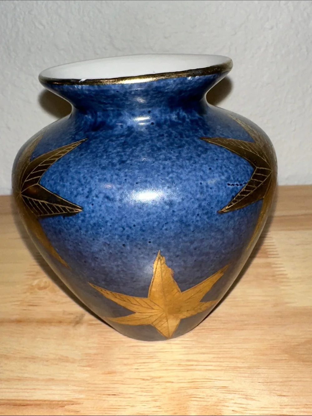 Vintage Toyo Trading Co The Gear Collection Blue Gold Star Ceramic Vase 5.5”